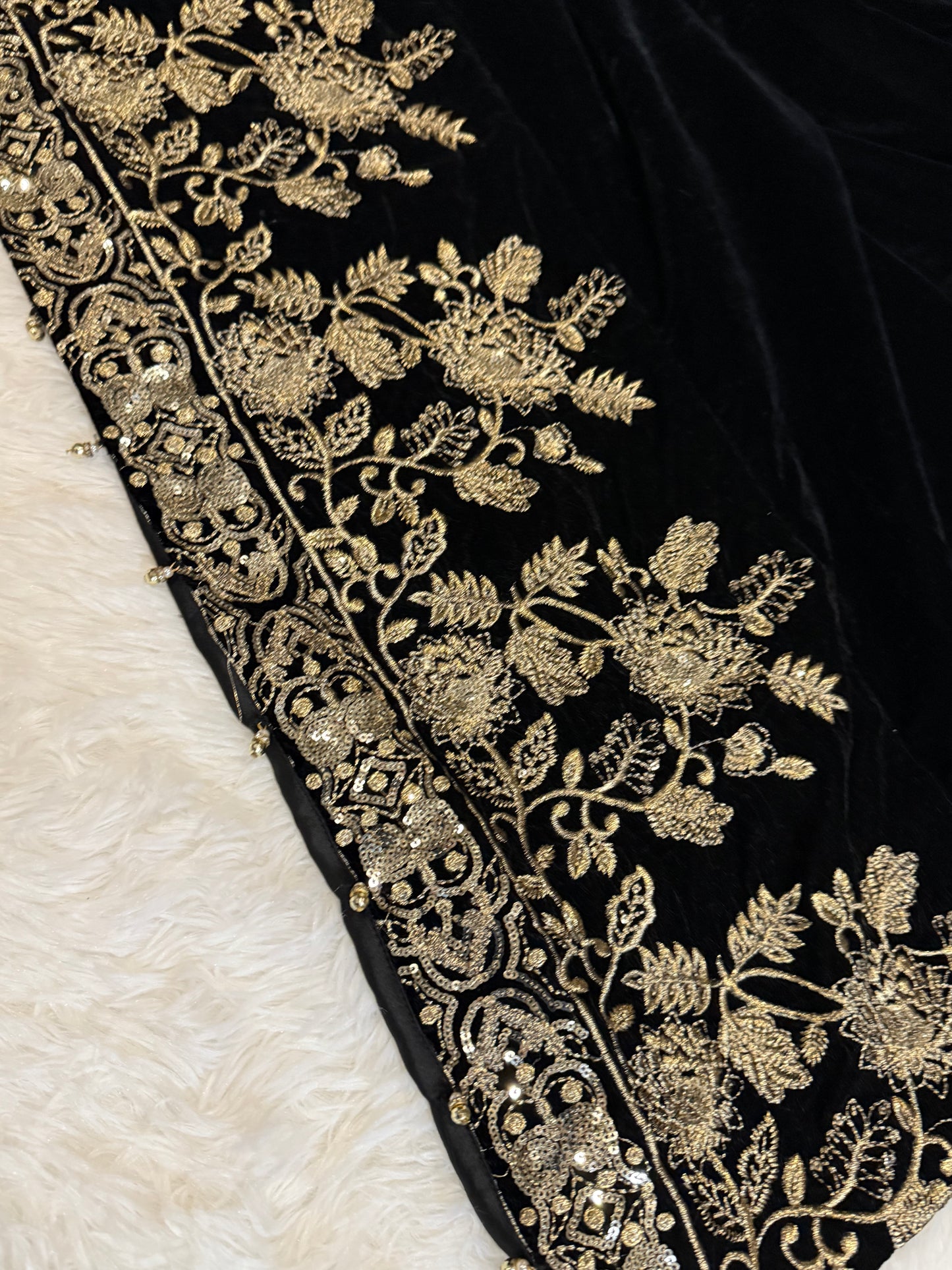 Unbranded Black Velvet Shawl with Gold Embroidery