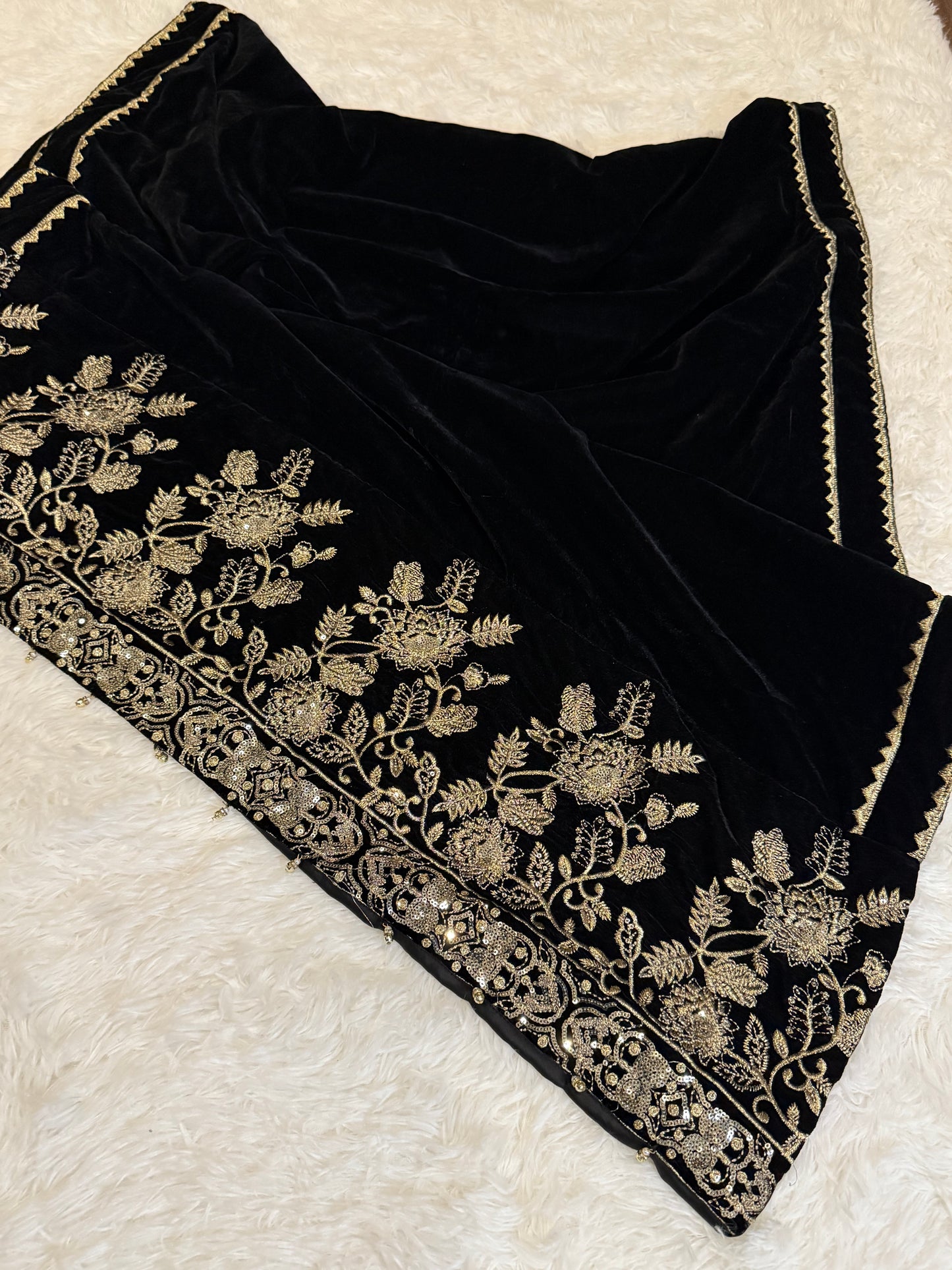 Unbranded Black Velvet Shawl with Gold Embroidery
