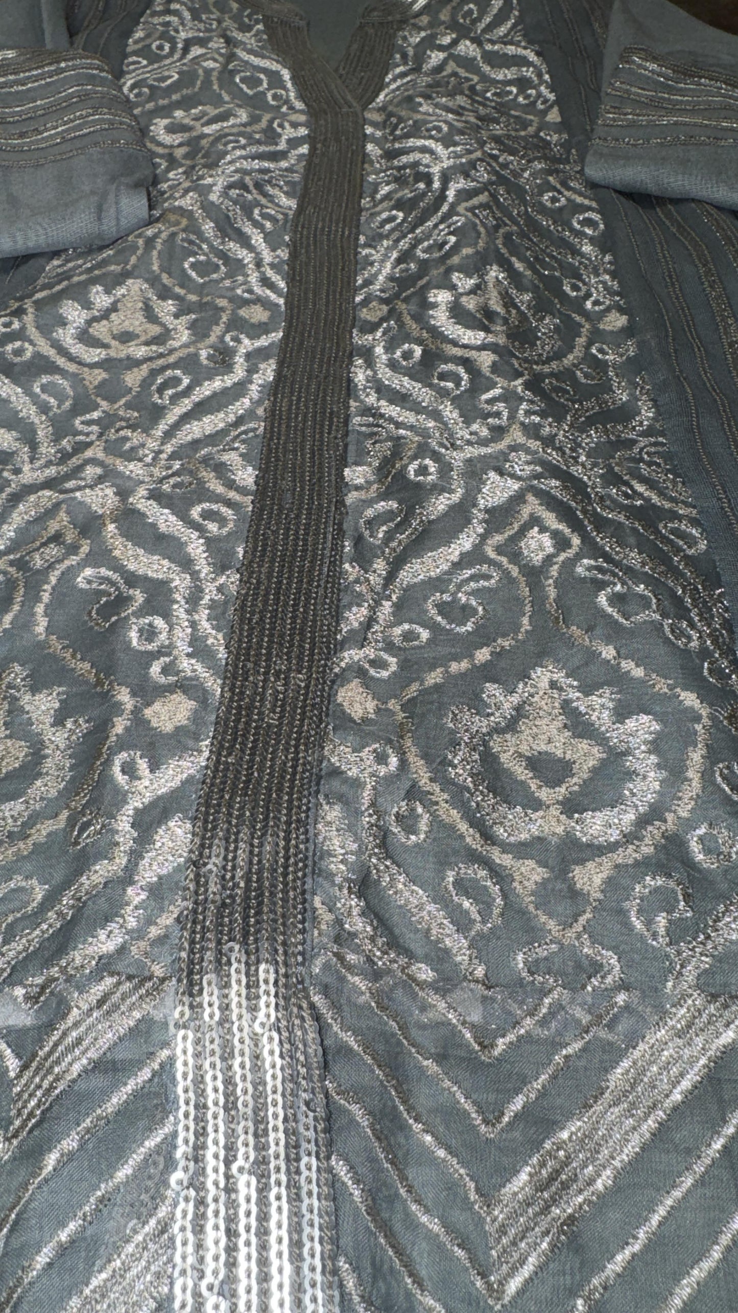Khaadi Khaas Hi-lo Style Kurta with White and Yellow Embroidery