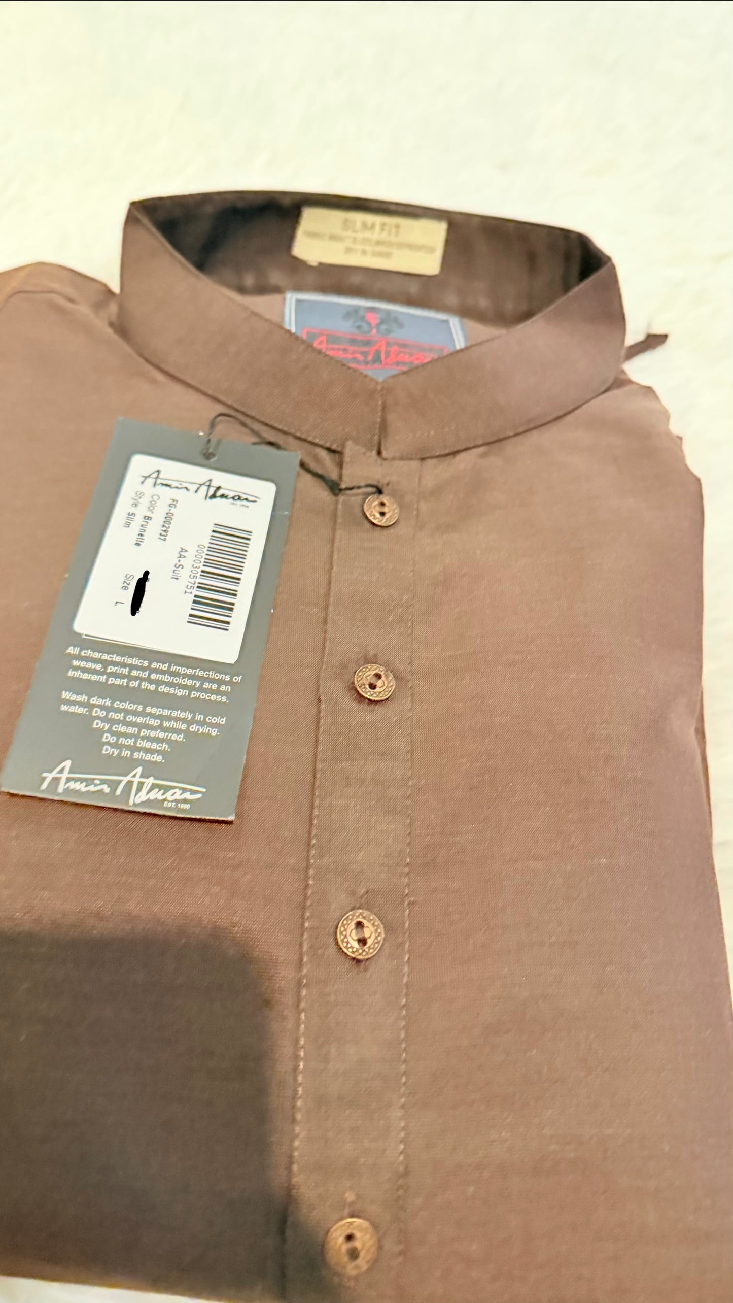 Amir Adnan Suit in breathable non-creasing fabric in Slim Fit