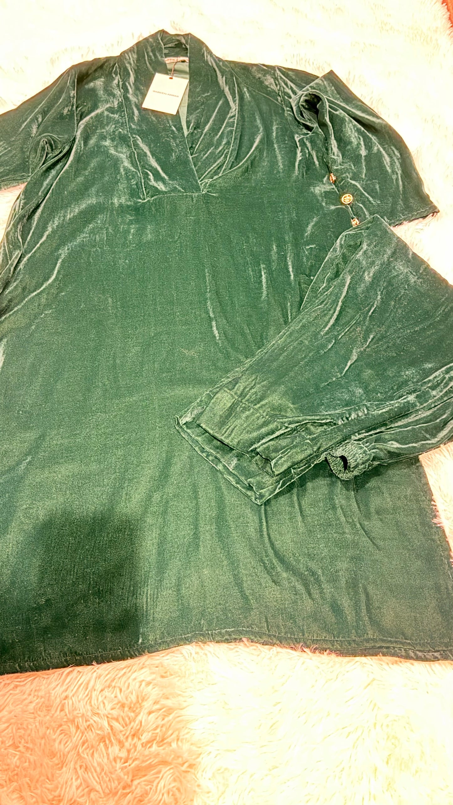 Sabeen Abbas Green Velvet Suit with Gold Buttons on Sleeves and Collar Style Neckline