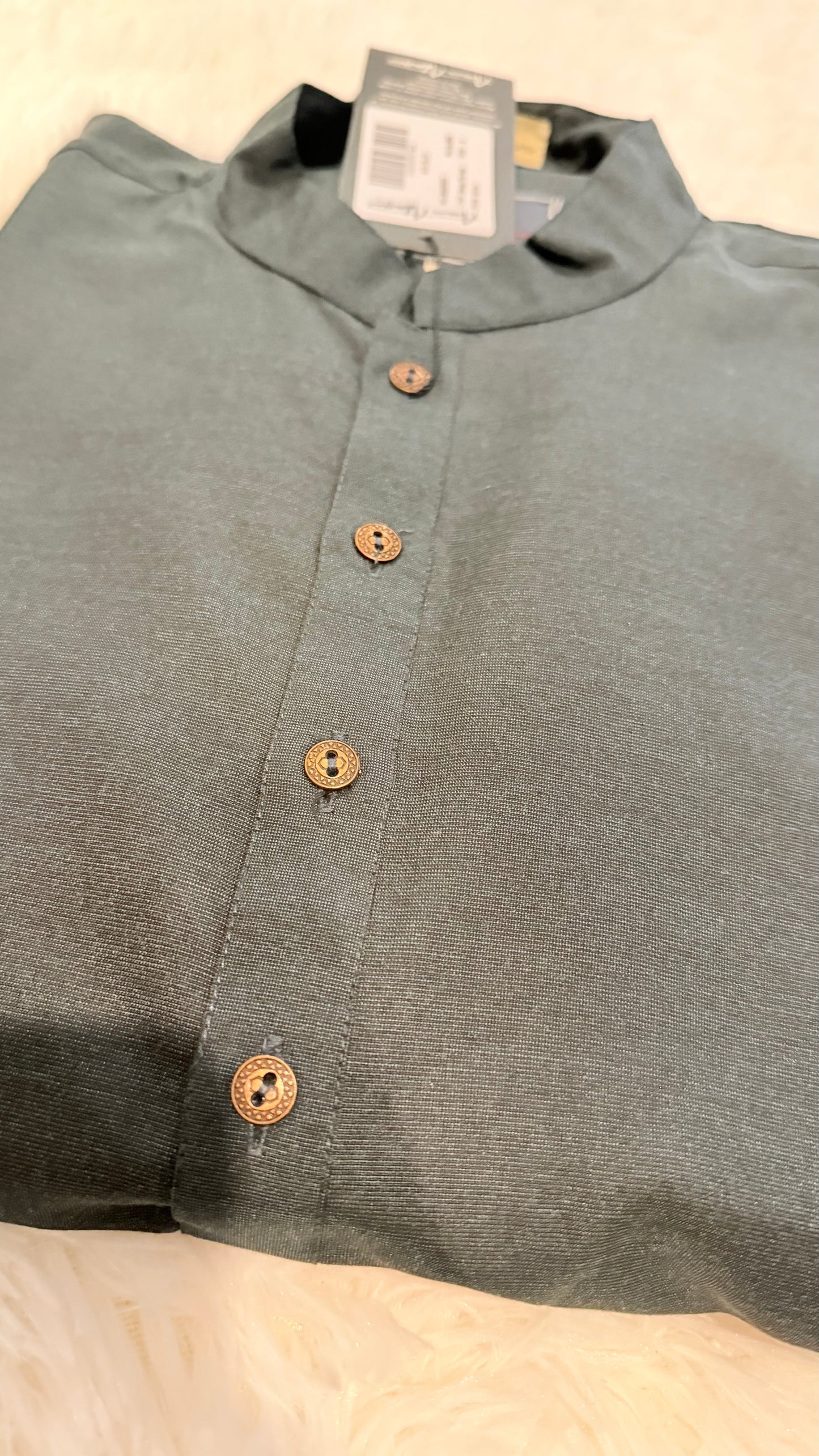 Amir Adnan Suit in breathable non-creasing fabric in Slim Fit