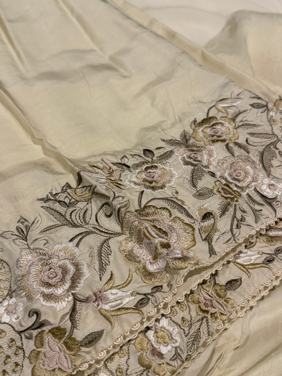 Zara Shajahan Poncho Style Long Shirt with Wide Leg Embroidered Silk Pants.