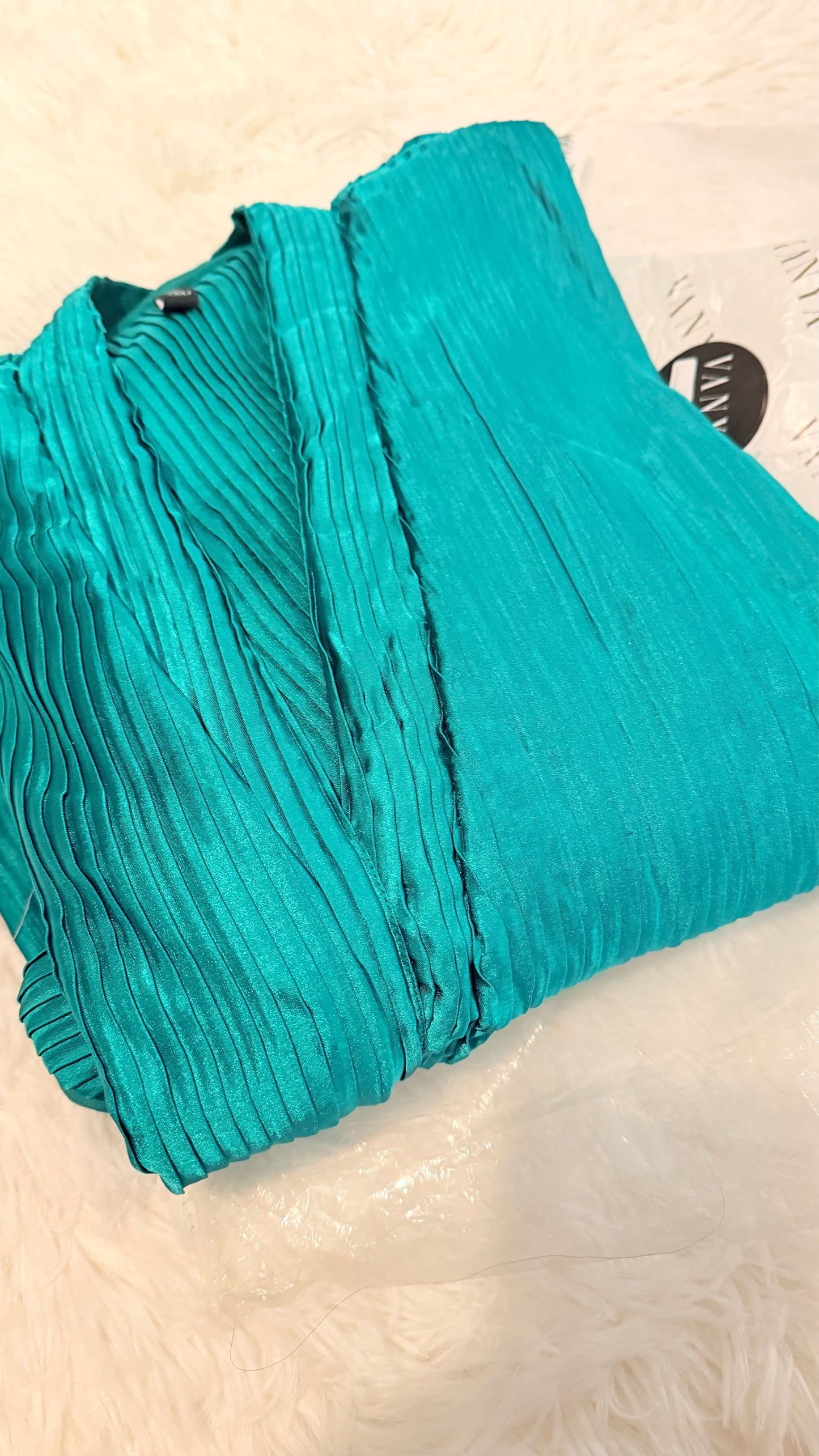 Vanya Silk Green Pleated Kaftan