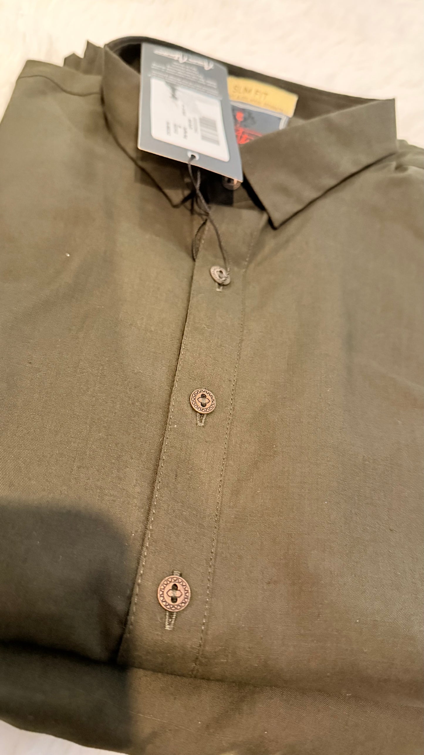Amir Adnan Suit in breathable non-creasing fabric in Slim Fit